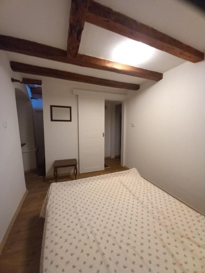 Holiday Home Loznati 茨雷斯 外观 照片
