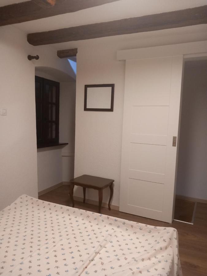 Holiday Home Loznati 茨雷斯 外观 照片