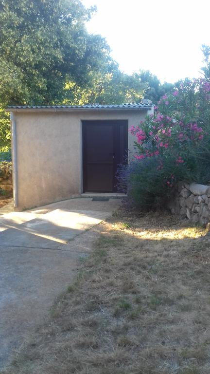 Holiday Home Loznati 茨雷斯 外观 照片